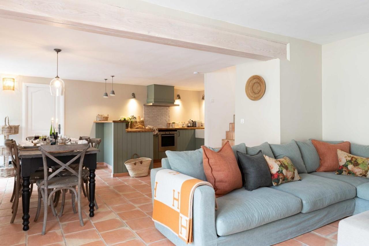 Pretty Historical Village House Grimaud Extérieur photo